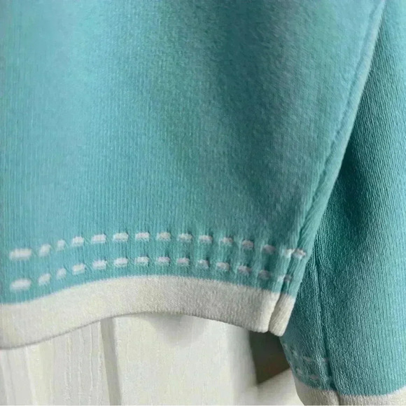 Nygard Collection Sweater Keyhole Neckline Blue & White Size Large - Picture 11 of 16